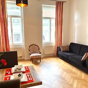 Amazing Zborovska Apartament Praga